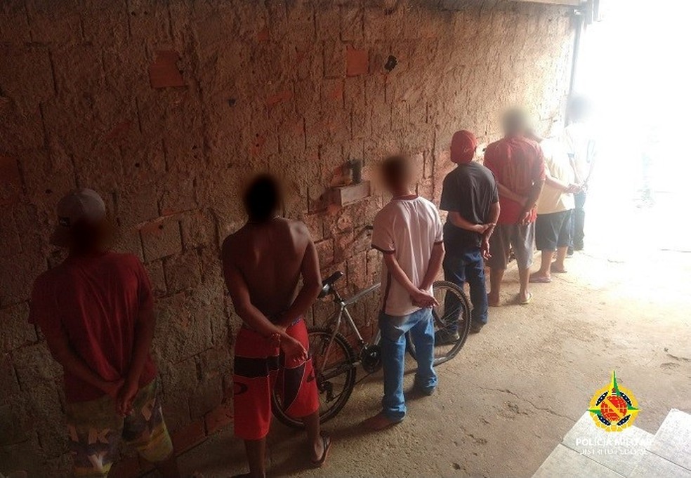 PM apreende grupo suspeito de estupro coletivo, no DF — Foto: PMDF/Divulgação