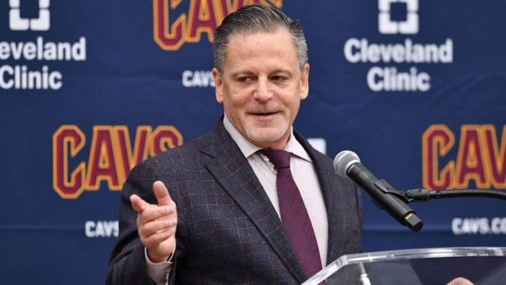 Dan Gilbert é um dos dois proprietários de times mais ricos dos EUA, graças à sua importante participação no Cleveland Cavaliers, da NBA — Foto: Getty Images via BBC