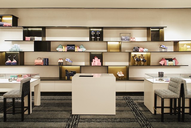 Um giro pela icônica loja da Chanel em Nova York, recém reinaugurada (Foto: Divulgação) Um giro pela icônica loja da Chanel em Nova York, recém reinaugurada (Foto: Divulgação)