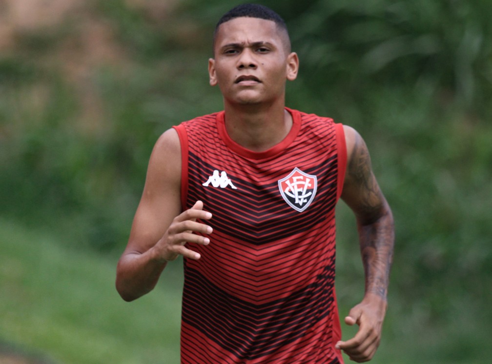 Guilherme Rend é uma das peças importantes do time de Geninho — Foto: Letícia Martins / EC Vitória / Divulgação