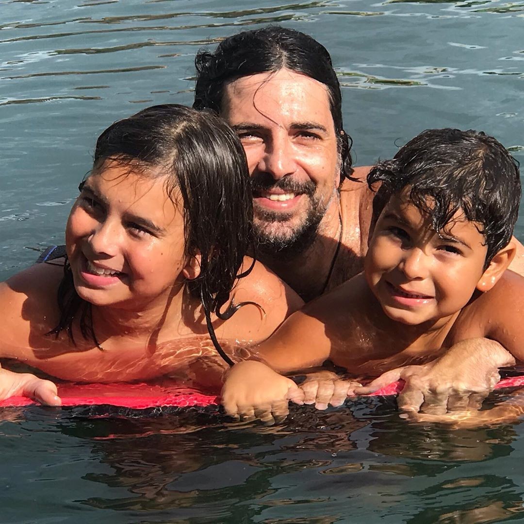 Pablo Baião e os filhos, Inácio e Martim (Foto: Reprodução/Instagram)
