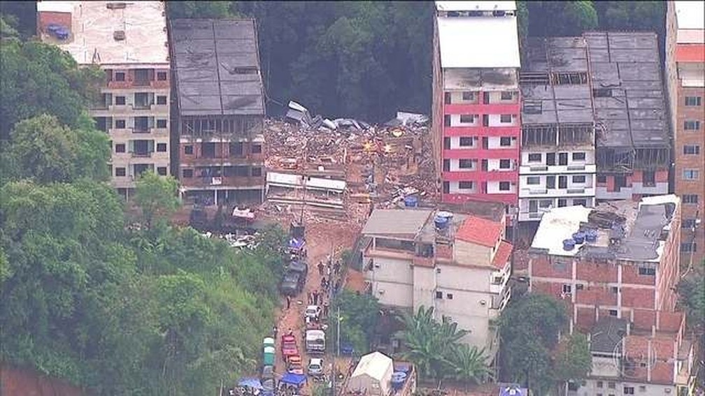 muzema2 - Polícia Civil faz operação na Muzema, onde prédios desabaram no Rio