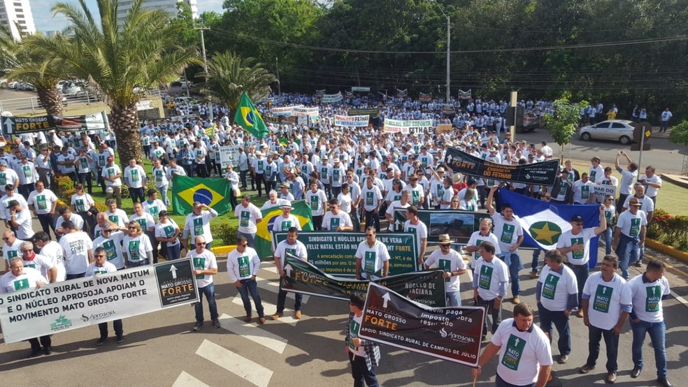 Produtores rurais cobram aplicação do Fethab em estradas — Foto: Aprosoja/Assessoria