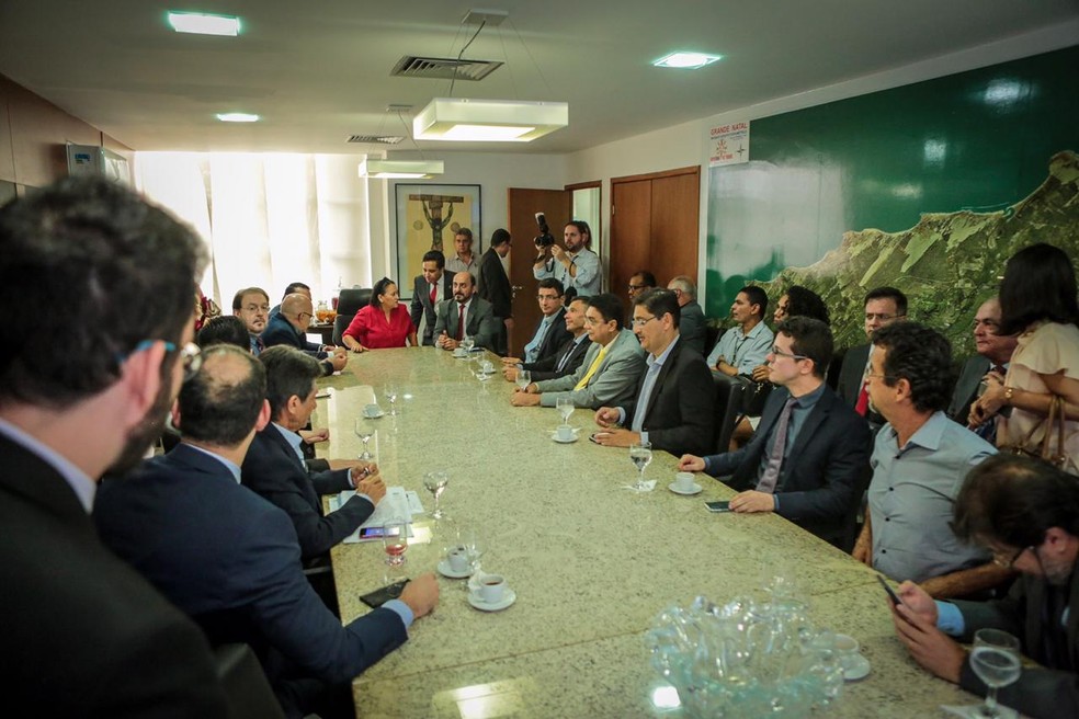 Governo do RN se reÃºne com Poderes e Banco Mundial para discutir equilÃ­brio fiscal â€” Foto: Sandro Menezes