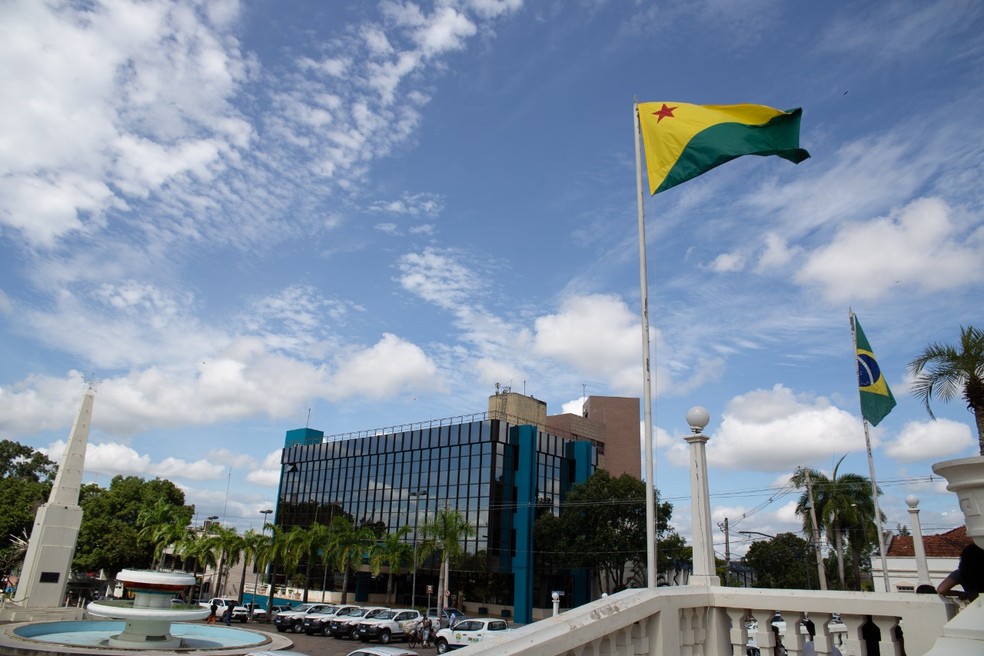 Deputados do Acre derrubaram vetos do governador Gladson Cameli nesta quarta (30) na Aleac — Foto: Arquivo/Aleac