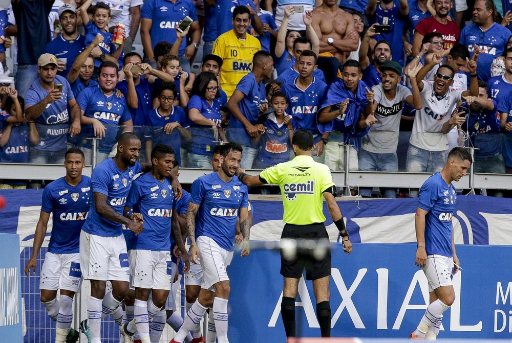 Tupi ou URT? Cruzeiro aguarda adversário; jogadores priorizam descanso