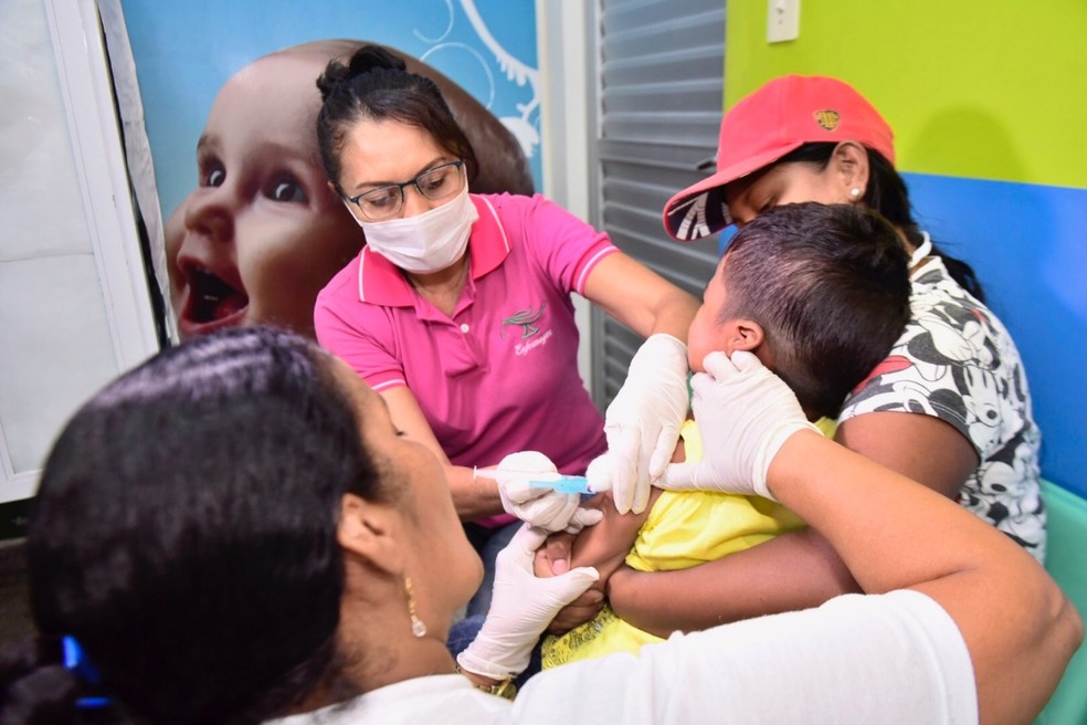 Crianças estão entre as principais vítimas de sarampo no Amazonas — Foto: Valdo Leão/Secom