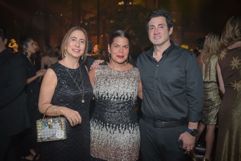 Carla Amorim, Daniela Falcão e Fabio Andrade 