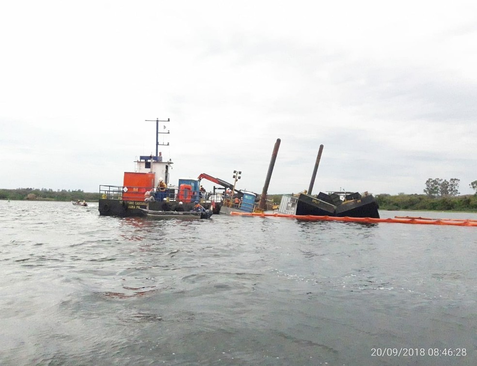 Balsa ficou parcialmente inundada após temporal em Buritama (SP) — Foto: Arquivo Pessoal