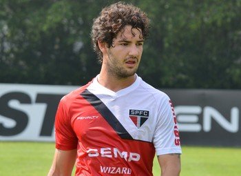 Após semana cheia de treinos, Pato quer a primeira vitória fora de casa