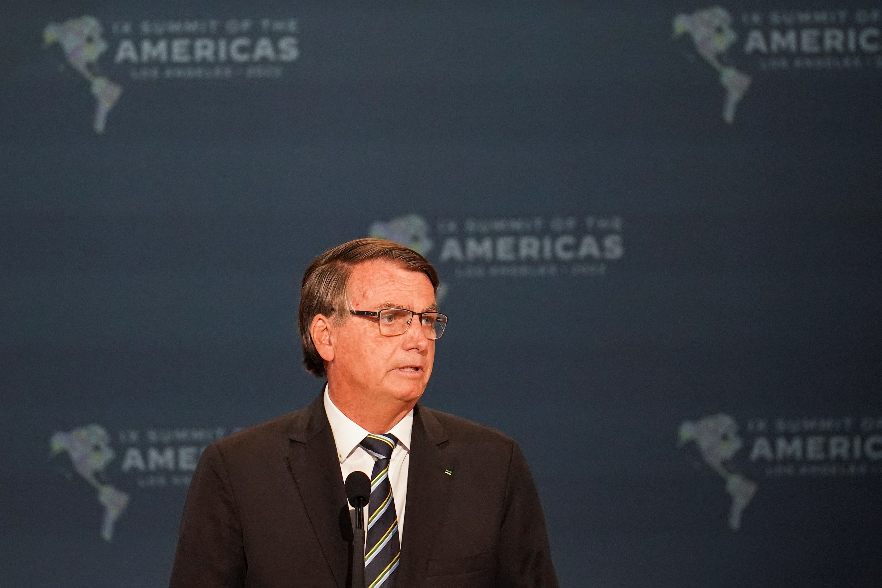 Campanha de Bolsonaro abandona slogan de inserções partidárias e traça alvos para tentar crescer