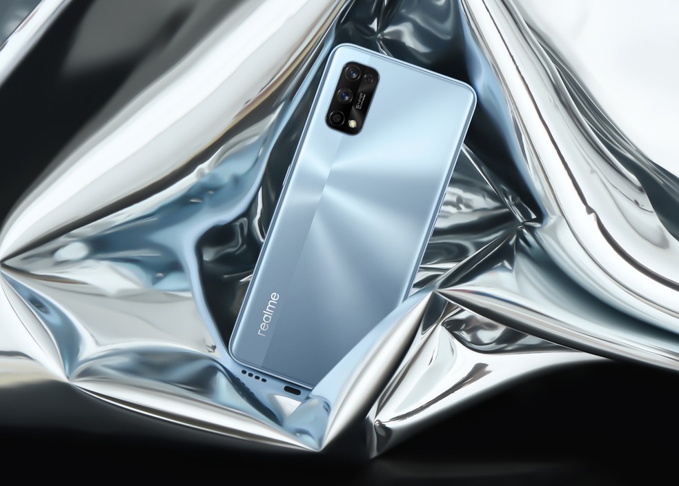 Realme 7 Pro: carregador de 65 Watts — Foto: Divulgação/Realme