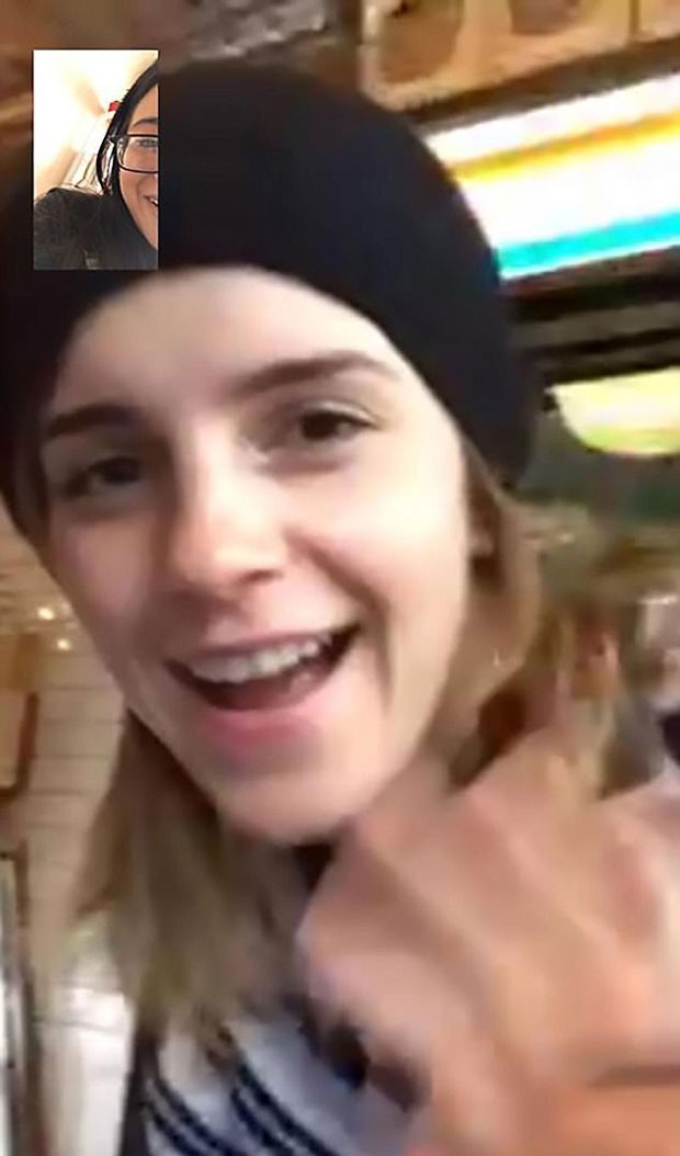 Emma Watson liga para fã pelo FaceTime (Foto: Reprodução)