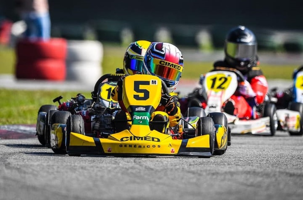 Lorenzo Bergallo lidera pelotão na Copa SP Light de kart em 2019 — Foto: Divulgação/Bruno Gorski/RF1