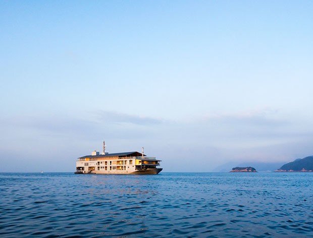 Hotel flutuante de luxo desbrava mar do interior do Japão (Foto: Divulgação)