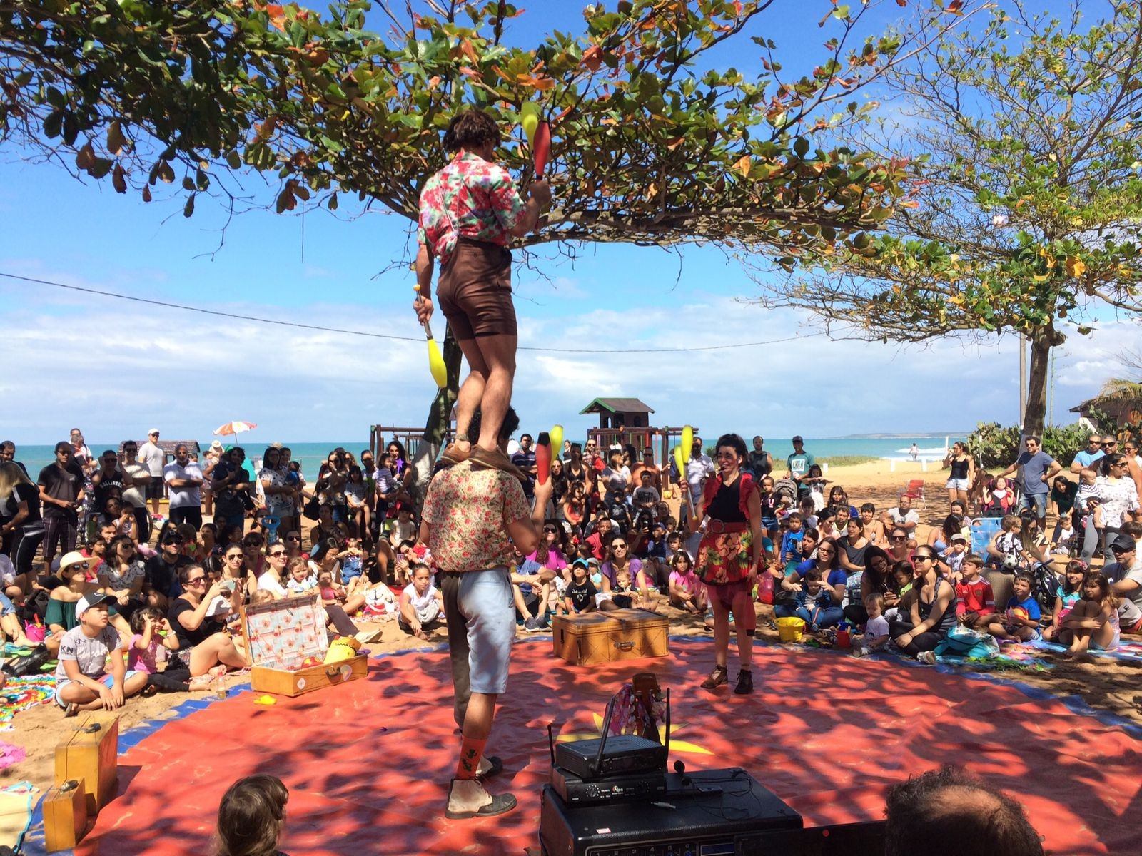 Após 2 anos, Cia Chirulico retorna com o Circo de Areia em Macaé, no RJ
