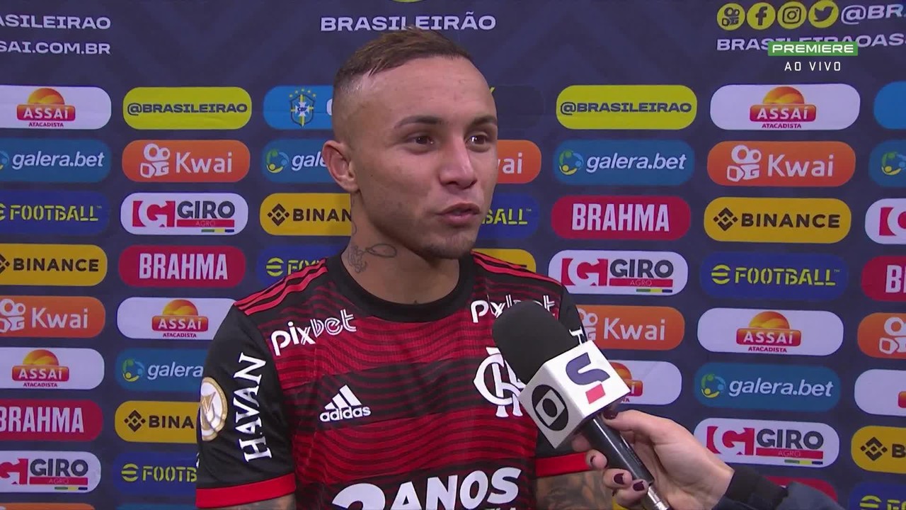 Everton Cebolinha fala sobre estreia pelo Flamengo e comenta concorr&ecirc;ncia no ataque: 'Dor de cabe&ccedil;a boa'