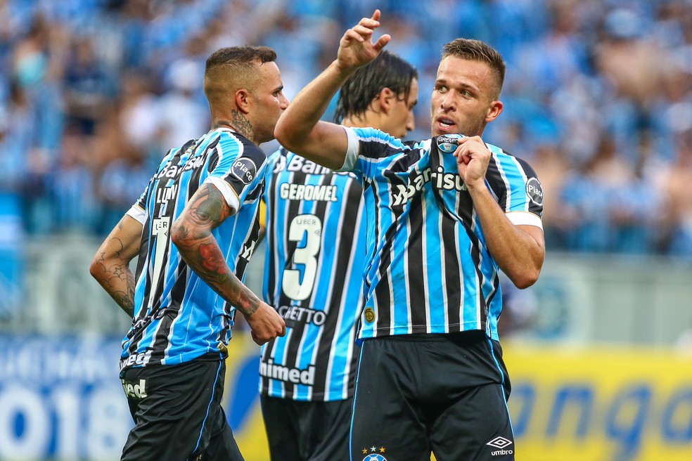 Arthur volta ao time titular do Grêmio neste domingo (Foto: Lucas Uebel/Divulgação)
