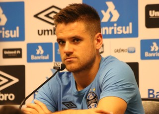 Ramiro projeta jogo mais difícil do ano e diz que Grêmio está vacinado