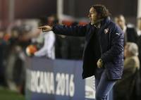 Cruzeiro: Gabriel Milito sinaliza tempo para descanso e esfria abertura de negócio