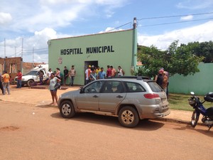 Homem foi atendido no Hospital Municipal de Nova Mamoré (Foto: Dayanne Saldanha/G1)