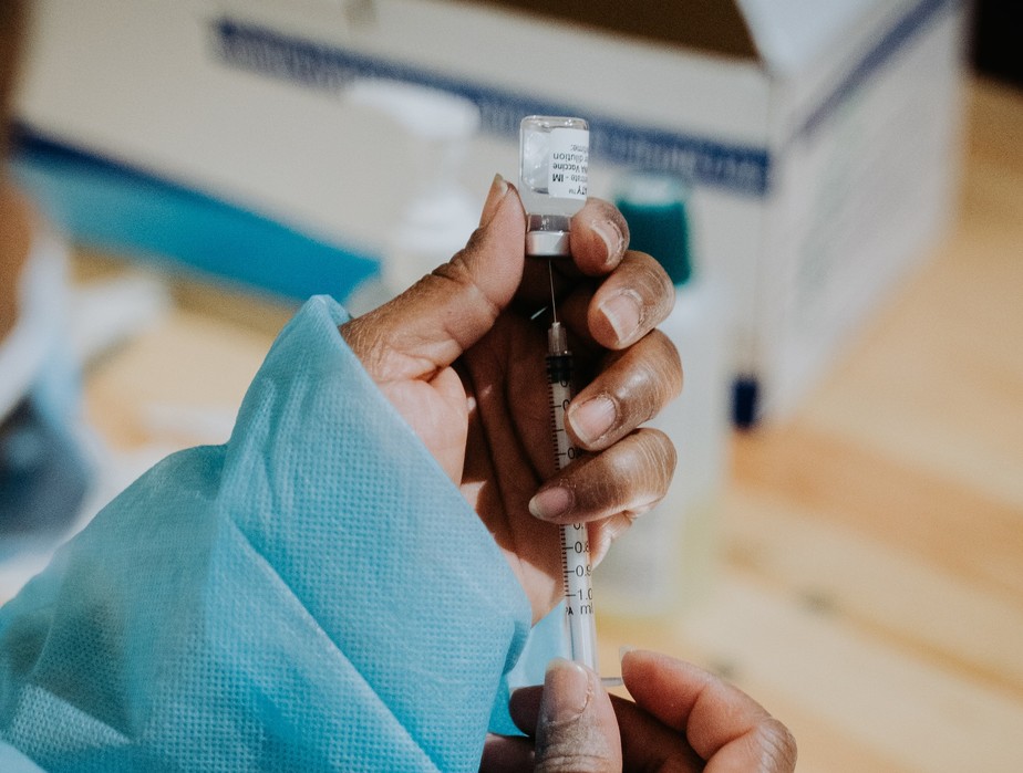 Mais de 70% dos africanos ainda não receberam vacina contra Covid-19