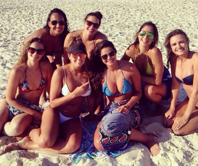 Mari Paraíba Carol Gattaz Lara Nobre praia Rio vôlei (Foto: Reprodução/Instagram)