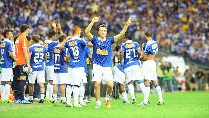 Cruzeiro pode igualar série invicta de 2013 diante do Bahia, no Mineirão