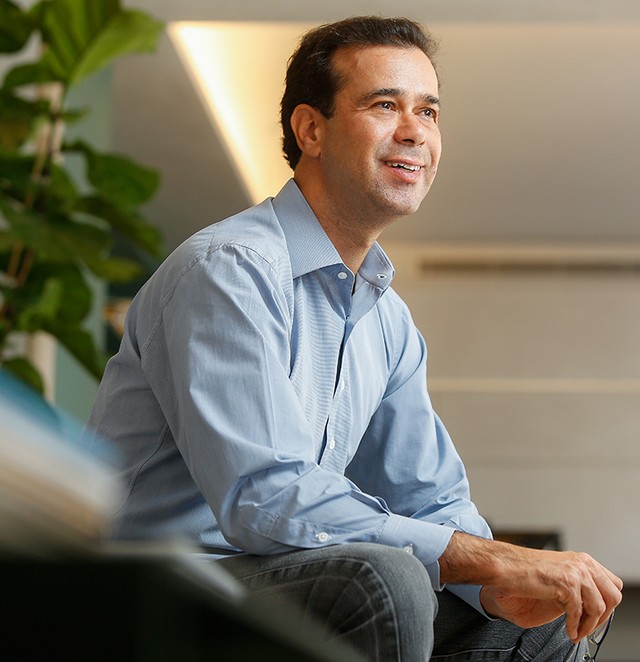 Mendes, que presidiu a J&J de 2016 até 30 de junho, faz balanço de sua gestão — Foto: Leonardo Rodrigues/Valor