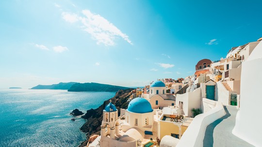 Ilha na Grécia é eleita o destino mais romântico do mundo