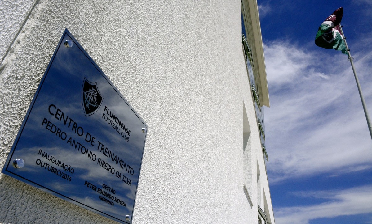 Centro de Treinamento Carlos José Castilho: Fluminense inaugura placa ...