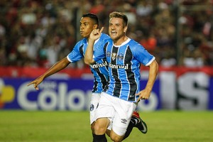 Ramiro reclama de soco e postura do Brasil: Jogam para dar balão e bater