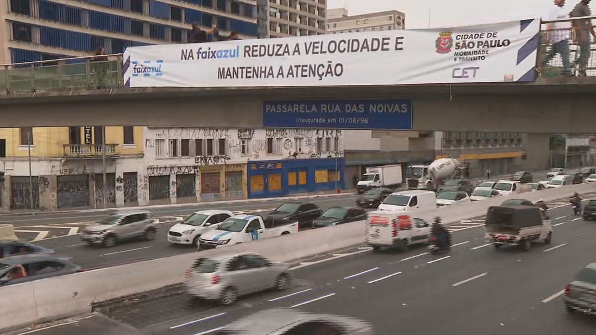 Prefeitura de SP libera mais uma faixa azul exclusiva para motos horas após obter nova autorização; CET tinha perdido prazo concedido em 2022