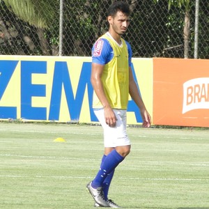 Sánchez Miño ganha lugar, e Deivid esboça Cruzeiro para enfrentar o Tupi