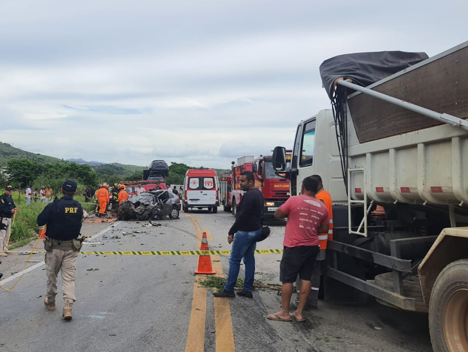 Permanece em estado grave na UTI a terceira vítima do acidente na BR-381 em Governador Valadares