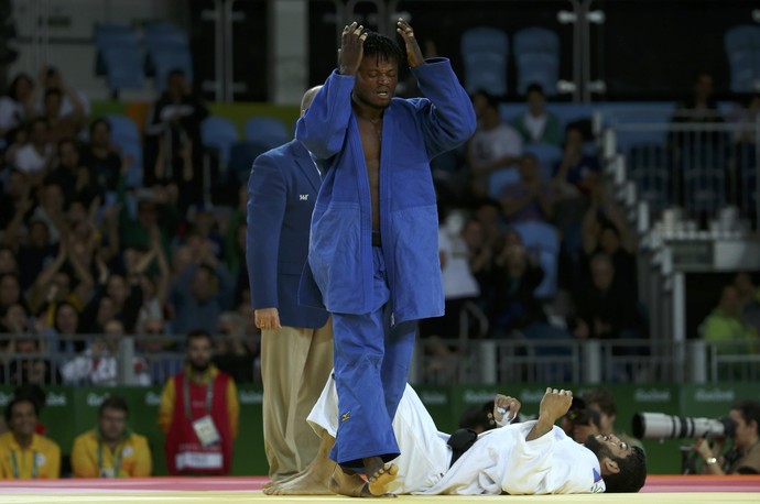 Popole Misenga judoca refugiado (Foto: Reuters/Toru Hanai)