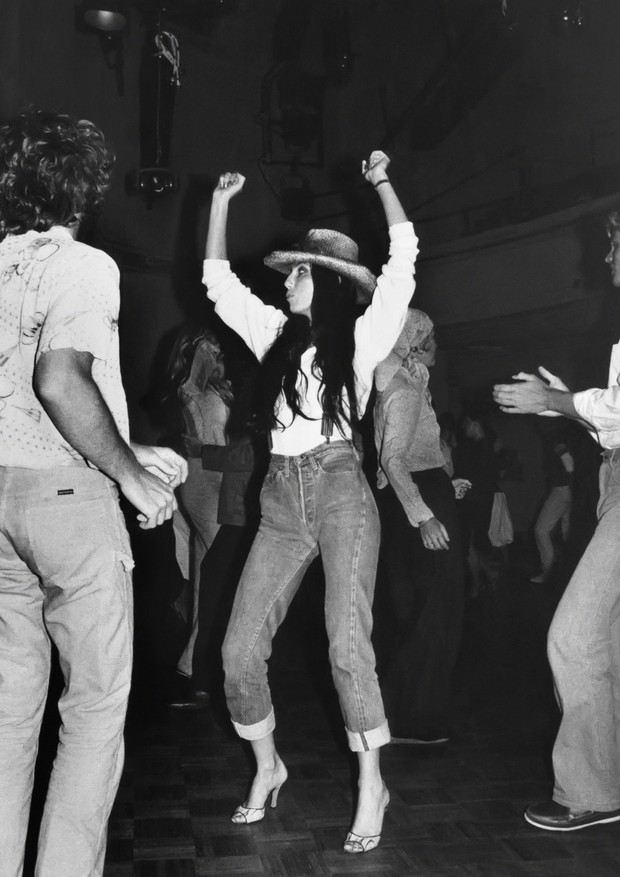 NEW YORK, NY - CIRCA 1977: Cher at Studio 54 circa 1977 in New York City. (Photo by Images Press/IMAGES/Getty Images) (Foto: Getty Images)