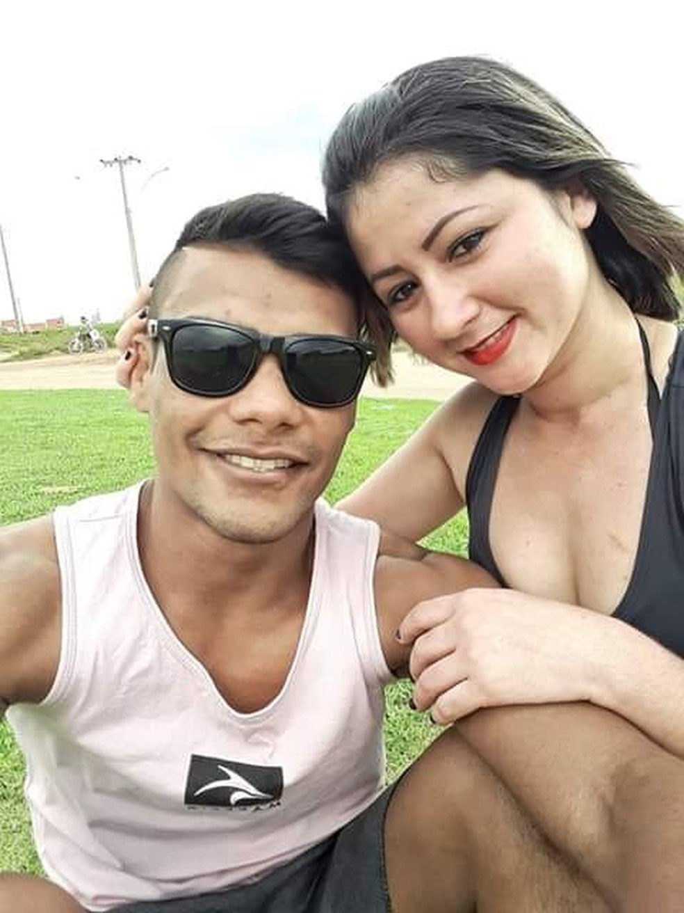 Tieli Alves, namorador do lutador de UFC Raulian Paiva, foi atropelada e morta em Santana — Foto: Reprodução/Facebook 