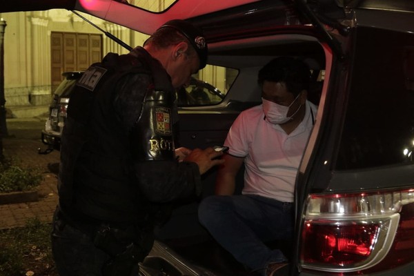 Casal Preso Em Campinas Suspeito De Ligacao Com Mega Assalto De Criciuma Guardava Documentos Falsos Da Policia Civil Em Casa Campinas E Regiao G1