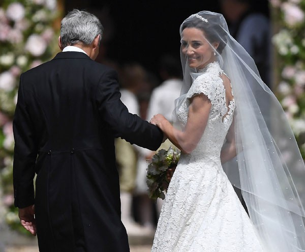Pippa exibiu braços definidos no seu casamento (Foto: Getty Images)