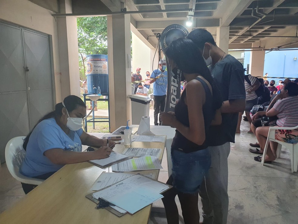 Foram mais de 1,5 mil casos novos nas últimas 24 horas no Acre  — Foto: Iryá Rodrigues/g1