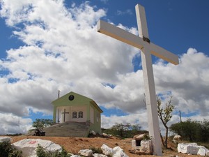 Cruzeiro Novo e capela  em Arcoverde, no Sertão de Pernambuco (Foto: Teresa Padilha/Assessoria)