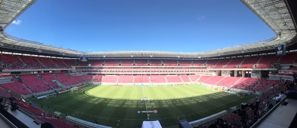 VitÃ³ria-PE e Campinense se enfrentam no domingo na Arena Pernambuco â€” Foto: Bruno Cassucci