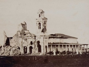 Igreja de Humaitá destruída (Foto: Fundação Biblioteca Nacional)