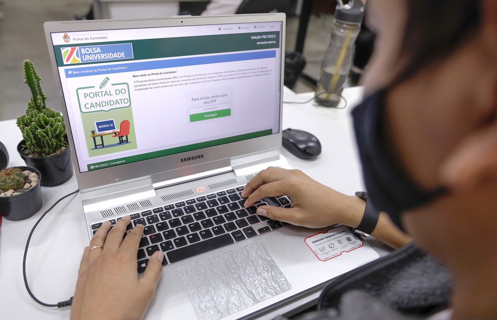 Bolsa Universidade tem cerca de 31 mil inscritos a dois dias do fim do prazo. &mdash; Foto: Divulga&ccedil;&atilde;o