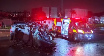 Idoso e jovem morrem em acidente registrado na Rodovia da Uva, em Colombo, dizem bombeiros