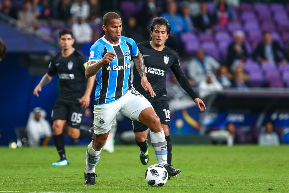 Jael cresceu durante o fim do ano (Foto: Lucas Uebel/Grêmio/Divulgação)