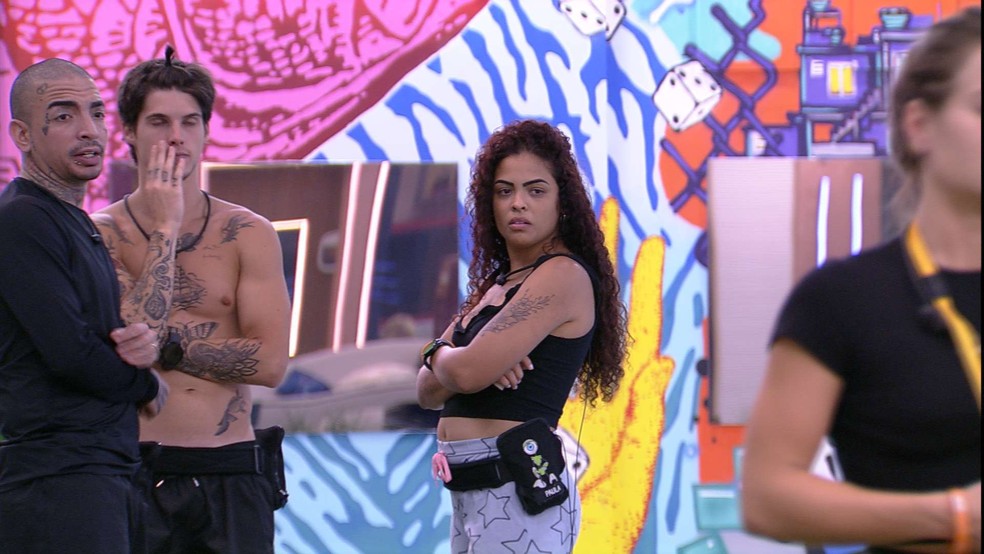 Bruna Griphao e Gabriel se 'estranham' no BBB 23: 'Não encosta em mim' — Foto: Globo