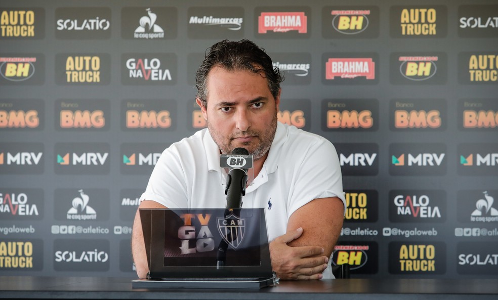 Alexandre Mattos é um trunfo do Atlético em uma possível negociação com Keno — Foto: Bruno Cantini/Atlético-MG