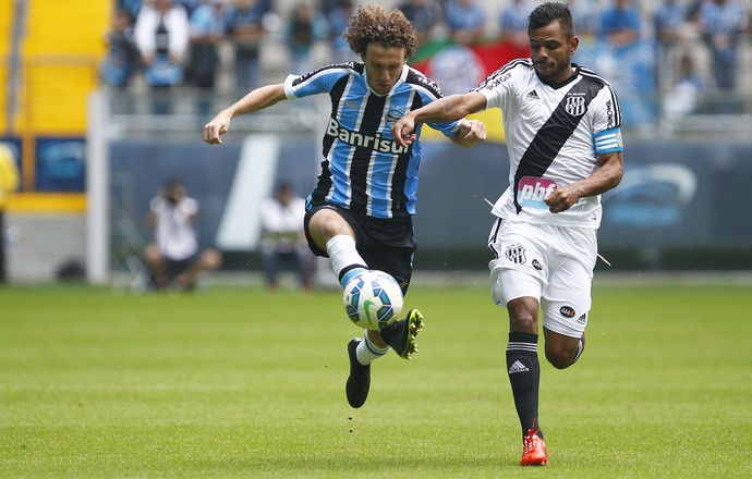 Gremistas classificam o 3 a 3 como empate amargo e lamentam vacilos